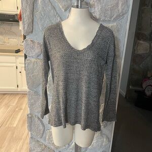 American Eagle Outfitters Light Gray Long Sleeve Shirt- Size XS